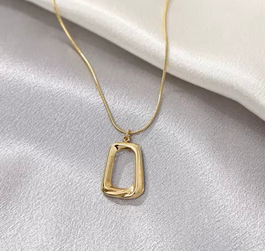 Omega Chain Necklace | Omega Pendant Necklace | Grace Uncovered