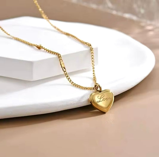 Heart Pendant Necklace | Link Chain Pendant | Grace Uncovered